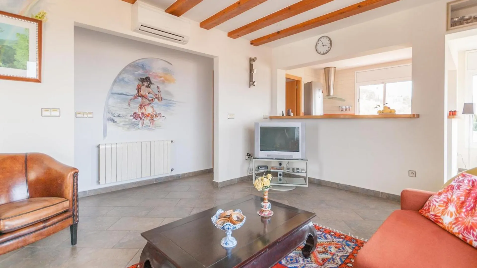 Modern Apartment In Roses With Swimming Pool Spanien